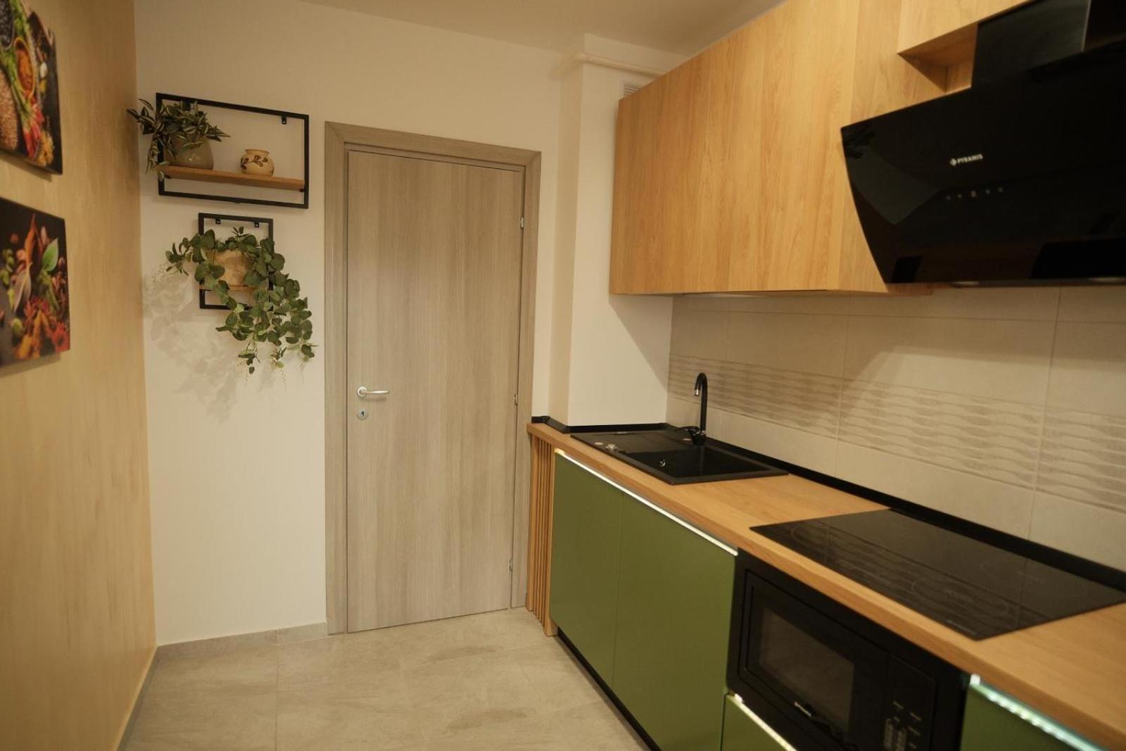Green Studio Тыргу-Нямц Экстерьер фото